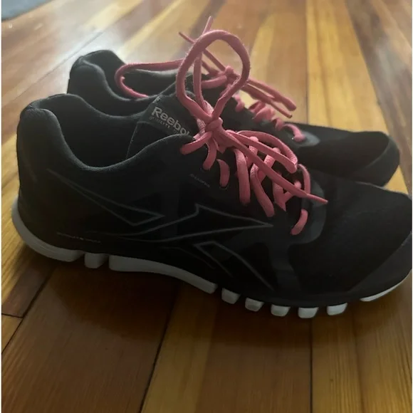 EUC Reebok Sublite Duo Black/HotPink Laces Size 8 - Picture 6 of 8
